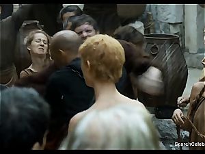 Lena Headey bares her nude assets in Game of Thrones